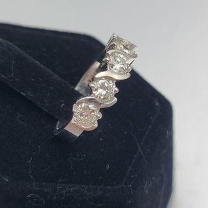 14K white gold 1.0 ctw VSI-VS2 Diamond Band Ring